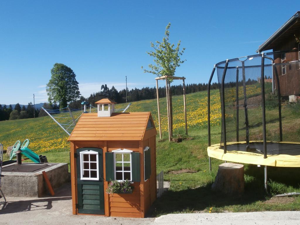 B&B La Ferme De Pouillerel La Chaux De Fonds Εξωτερικό φωτογραφία